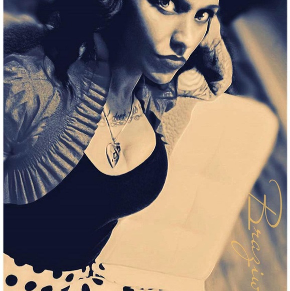 Meet your Posher, Lisa marie - Picture 6 of 8